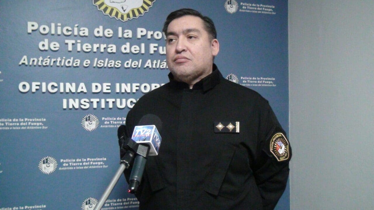 POLICIALES – HURTO DE UNA VALIJA.