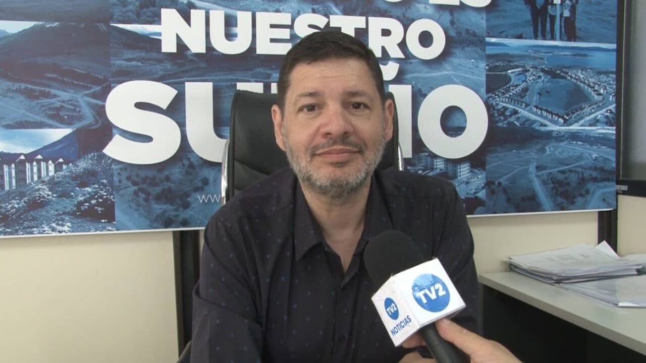 ENTREGA DE DECRETOS DE PREADJUDICACIÓN