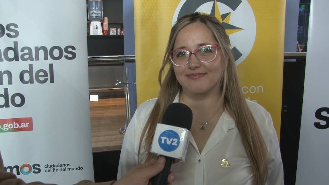 RECONOCIMIENTO A MUJERES EMPRENDEDORAS