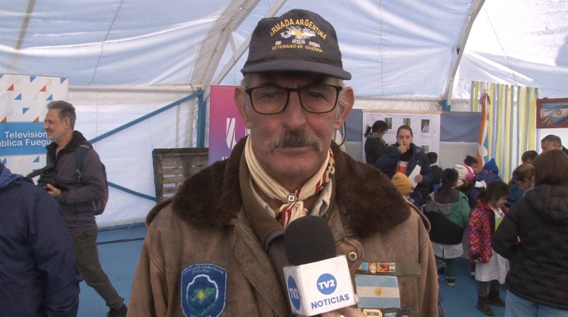 VISITAS DE COLEGIOS A LA CARPA DE EX COMBATIENTES