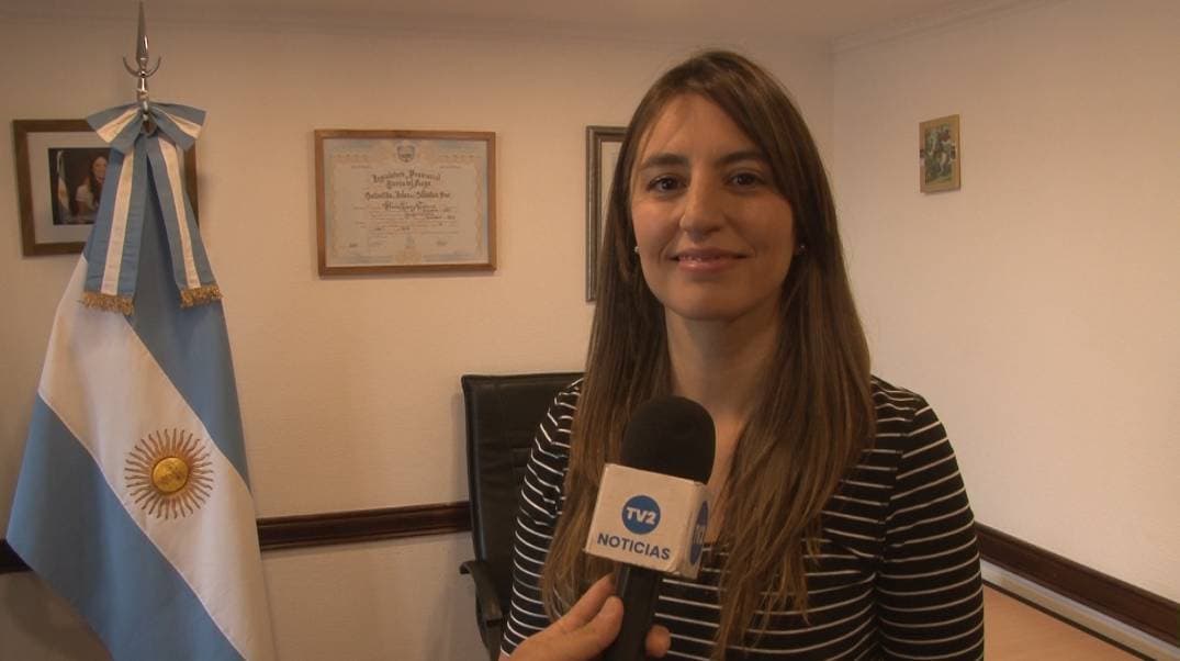 PLENARIO DE LEGISLADORES EN TOLHUIN – REUNIÓN CON GUÍAS DE TURISMO