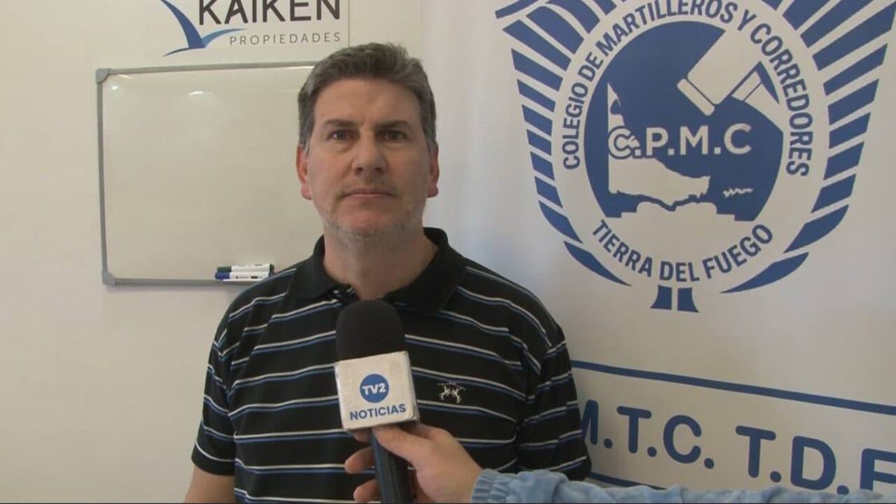 REUNIÓN CON EL GOBERNADOR MELELLA