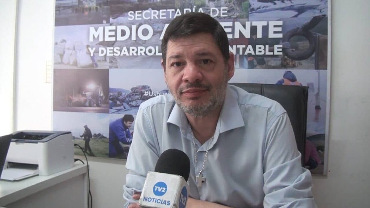 TRABAJOS DE LIMPIEZA EN LA RESERVA BAHÍA ENCERRADA