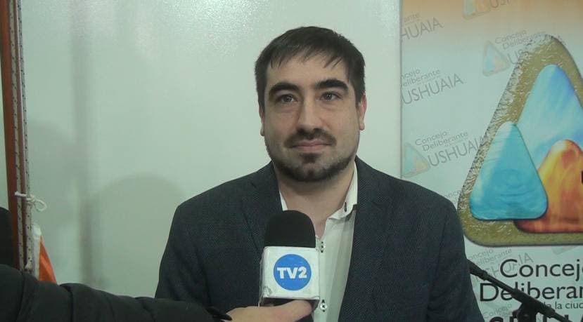 BUCHS ASUME LA BANCA EN EL CONCEJO DELIBERANTE