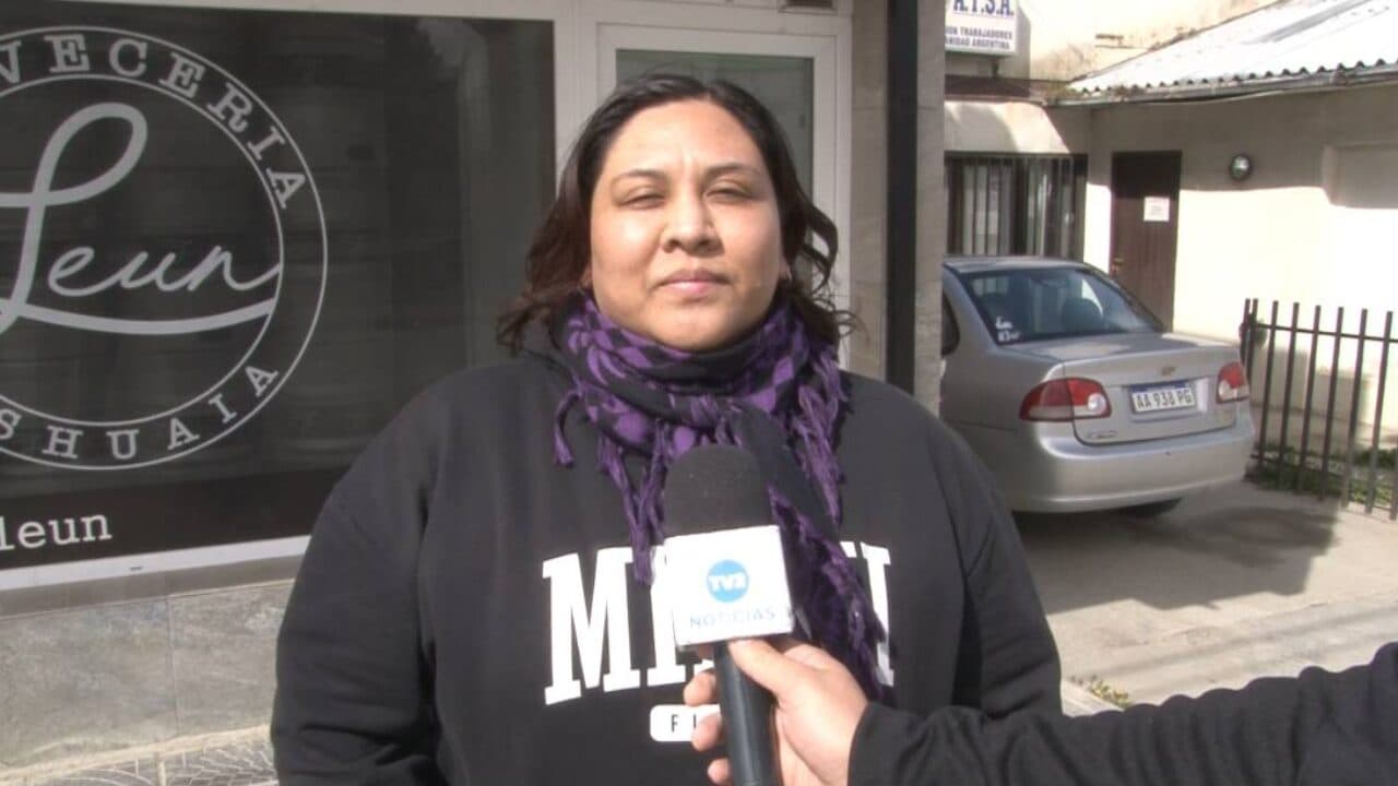 REABREN TALLER DE CUECA PARA TODA LA COMUNIDAD