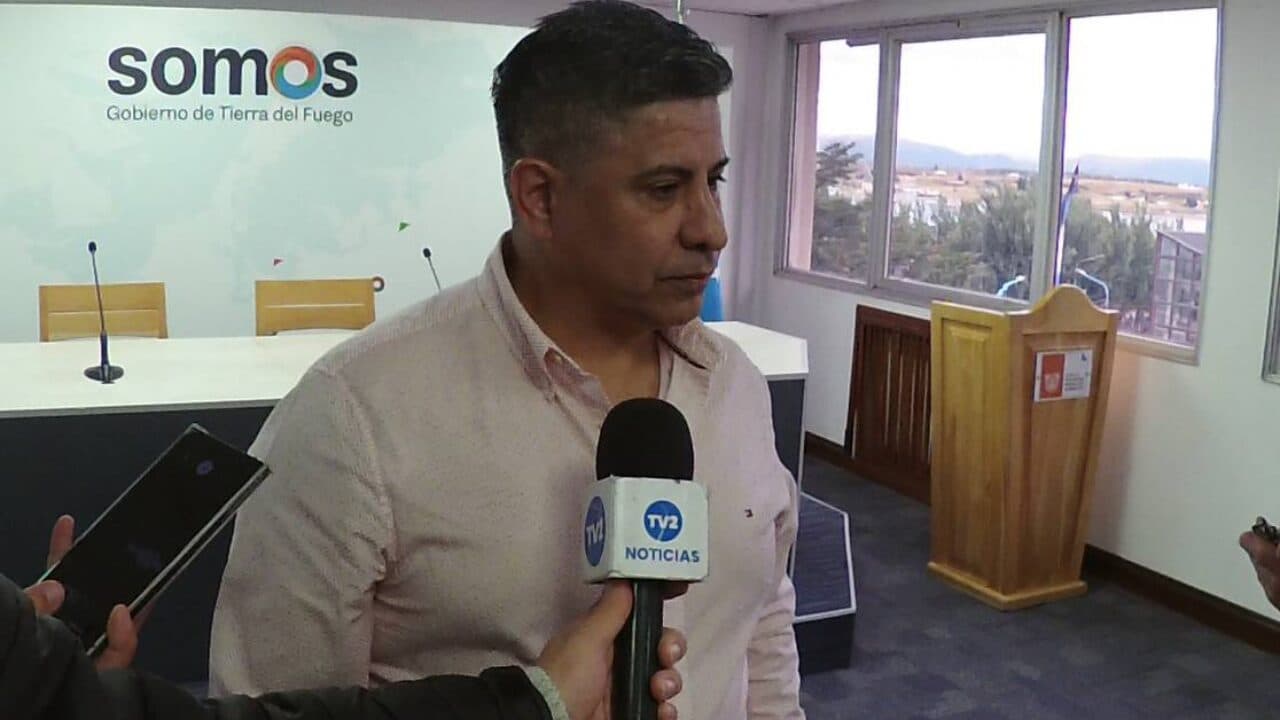 GARANTIZAN EL SUELDO DE TRABAJADORES PORTUARIOS POR UN AÑO