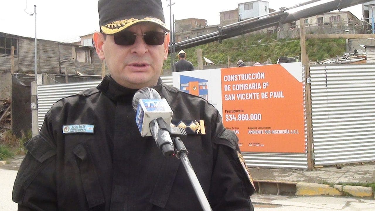 GOBIERNO INICIÓ TRABAJOS EN LA SEDE DE LA POLICÍA DEL BARRIO SAN VICENTE.